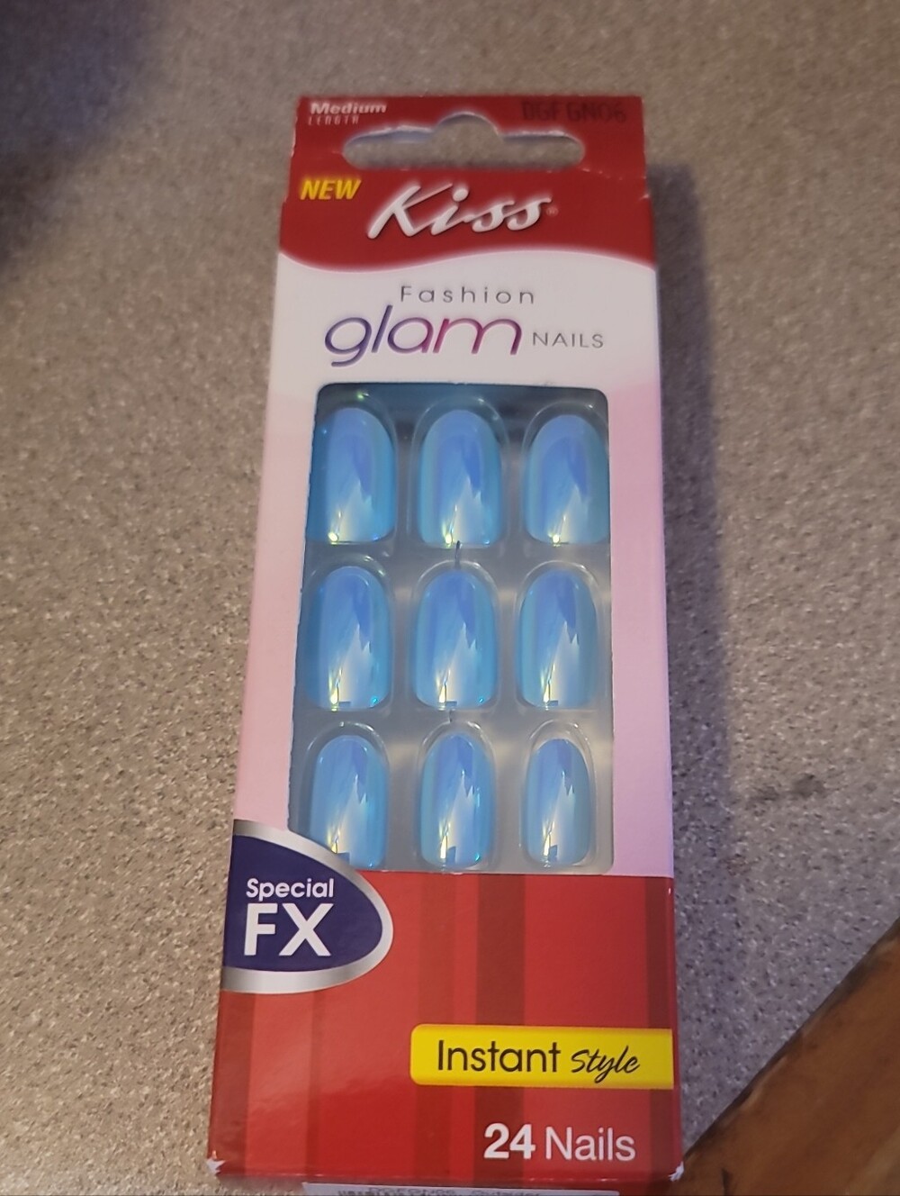 Kiss Glam Press-On Nails — Shiny Blue Kids Set